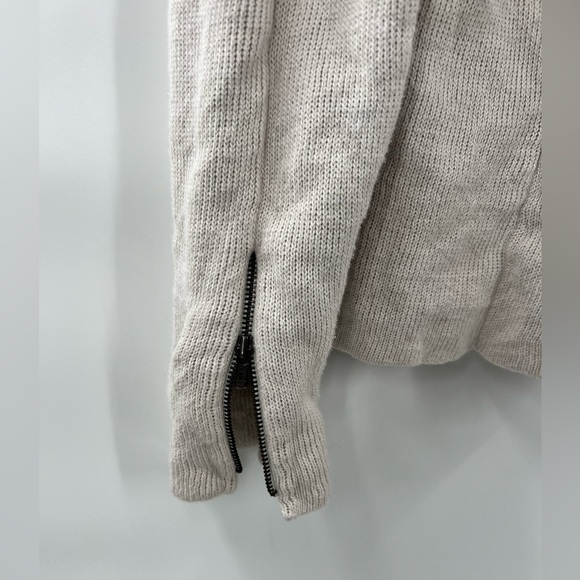 Eileen fisher grey button front sweater size M cardigan - Picture 3 of 8